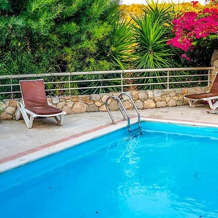 Amoroza Villa Писури Екстериор снимка