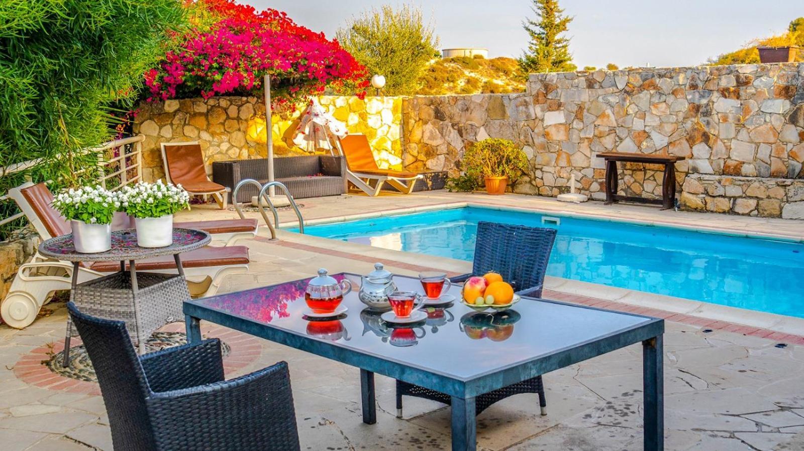 Amoroza Villa Писури Екстериор снимка