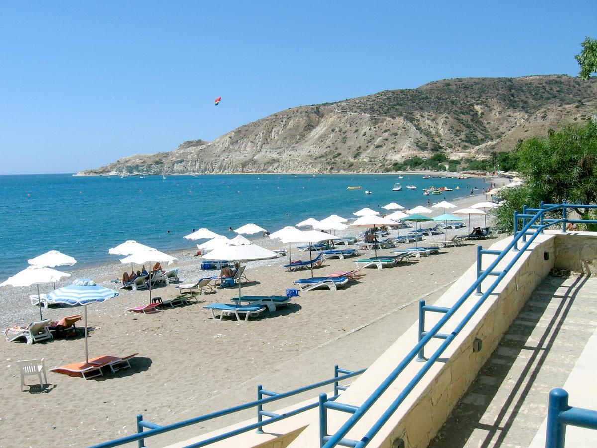 Amoroza Villa Писури Екстериор снимка
