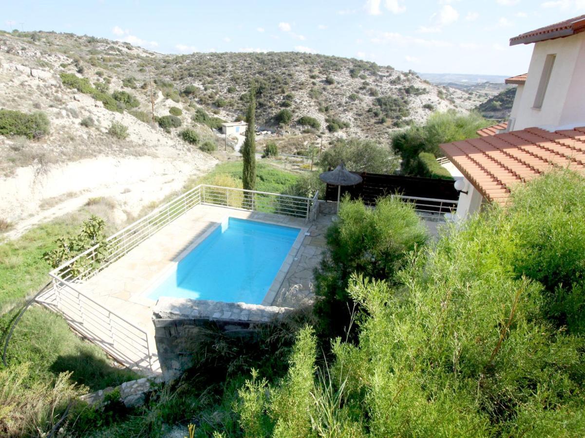 Amoroza Villa Писури Екстериор снимка